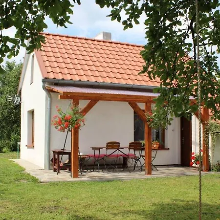 Dom wakacyjny W Sadzie