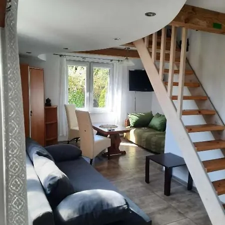 W Sadzie Sterławki Wielkie